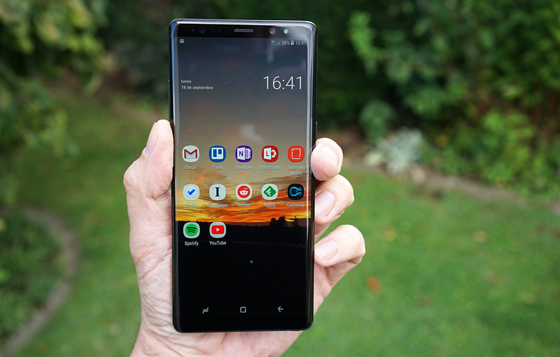 La pantalla se ve maravillosamente bajo cualquier condición (Foto: Gizmodo)